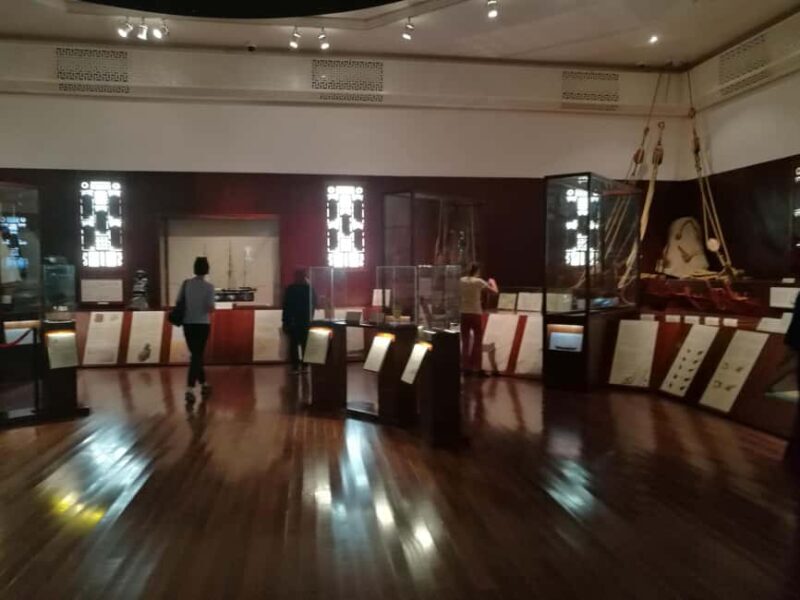 Salalah: City Highlights Tour with Local Guide - Key Points
