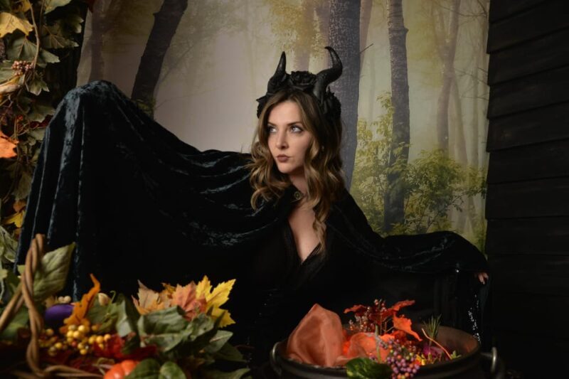 Salem: Fantasy Studio Photography Experience - Who Will Love This?