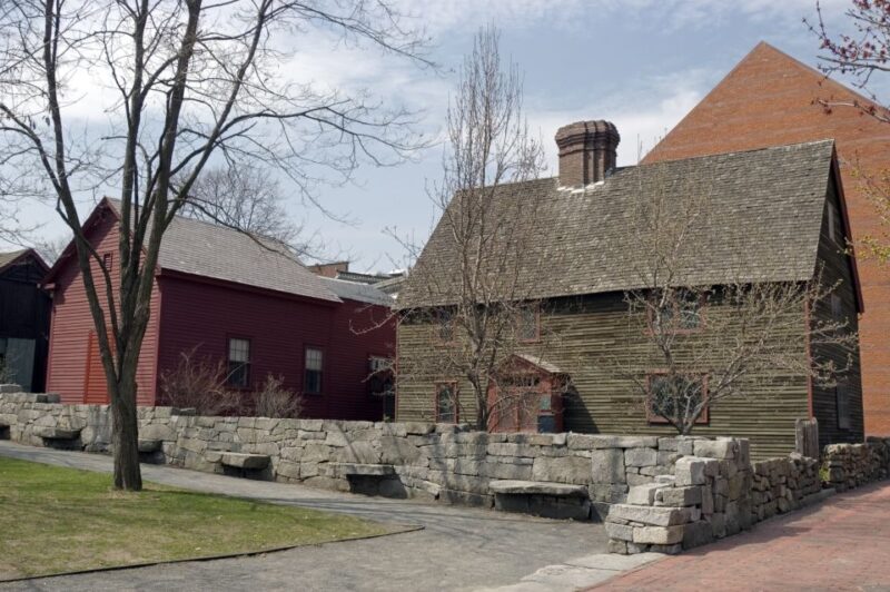 Salem: Requiem for Salem Walking Ghost Tour - FAQ