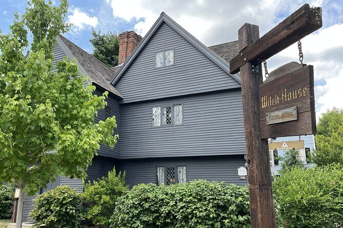 Salem Witch Tour from Boston by Train with Museum Tickets - Key Points