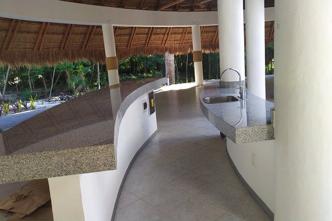 Salsa Classes Tulum and Bachata - Who Should Consider This Experience?