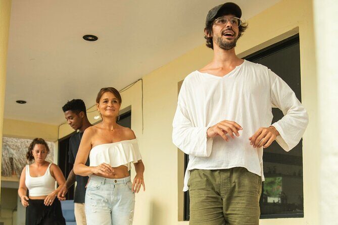 Salsa dancing, Guacamole & Margarita in Bacalar - Key Points