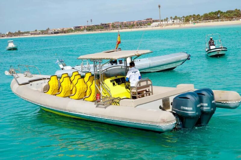 Salt Island: 4 hr sea excursion to Buracona or Pedra de Lume - Salt Island: 4 hr sea excursion to Buracona or Pedra de Lume