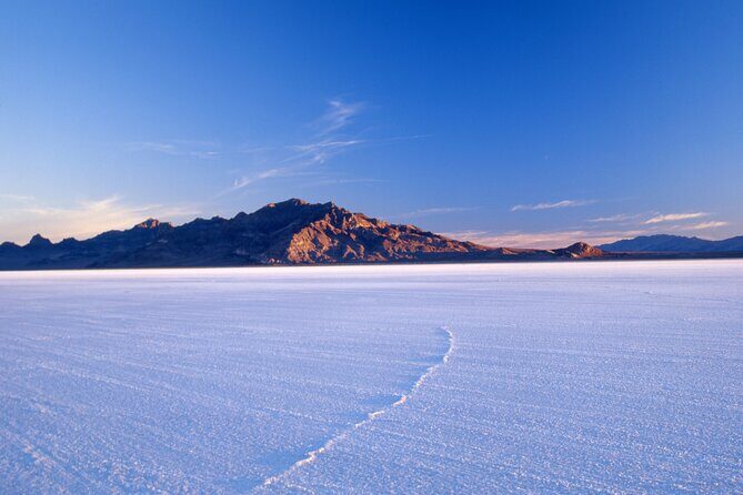 Salt Lake City to Sky Mirror-Bonneville Salt Flats Half Day Tour - An In-Depth Look at the Experience
