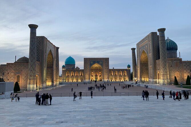 Samarkand City Tour with a Professional Photographer - Key Points