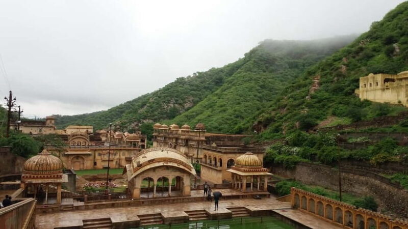 Same Day Abhaneri Trip with Monkey Temple From Jaipur - The Sum Up