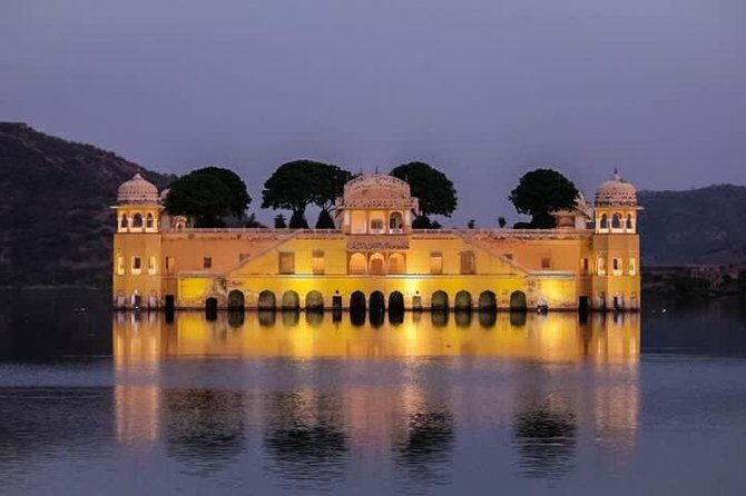 Same Day Jaipur Tour by car from Delhi - Arriving in Jaipur: The First Impressions