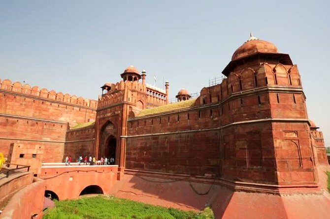 Same Day Luxury Tour to Taj Mahal & Agra Fort - The Main Attractions: Taj Mahal, Agra Fort, and Baby Taj