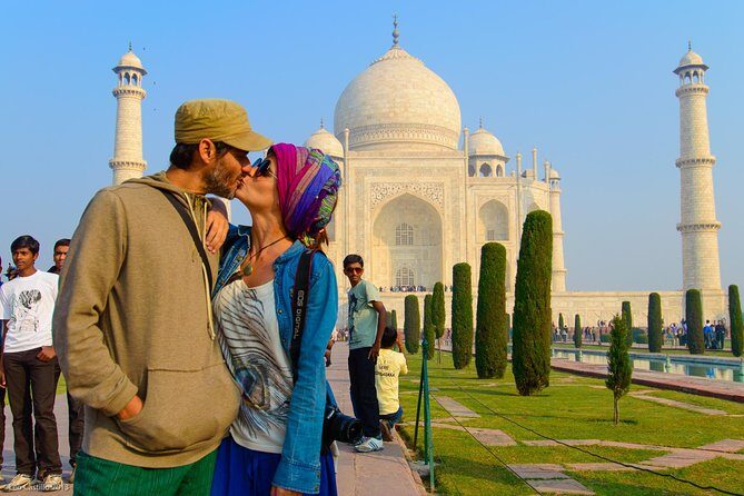 Same Day Luxury Tour to Taj Mahal & Agra Fort - Returning to Delhi