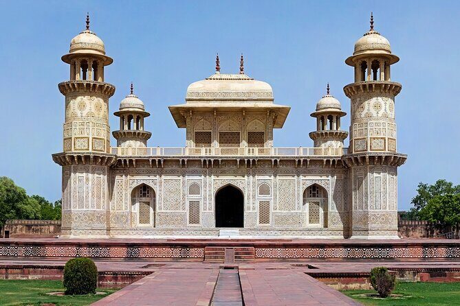 Same Day Taj Mahal, Agra Fort & Baby Taj Tour from Delhi by Car - FAQ