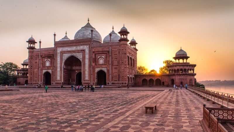 Same Day Taj Mahal, Agra Fort & Baby Taj Tour from Jaipur - What Makes This Tour Stand Out?