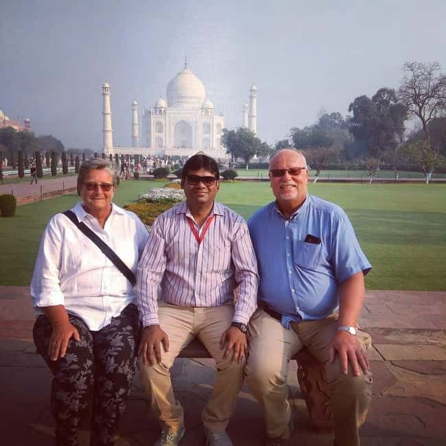 Same Day Taj Mahal/Agra Tour From Mumbai with Return Flights - FAQ