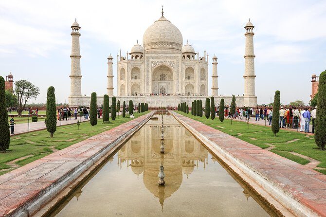 Same day Taj mahal and agra fort tour by car - The Sum Up