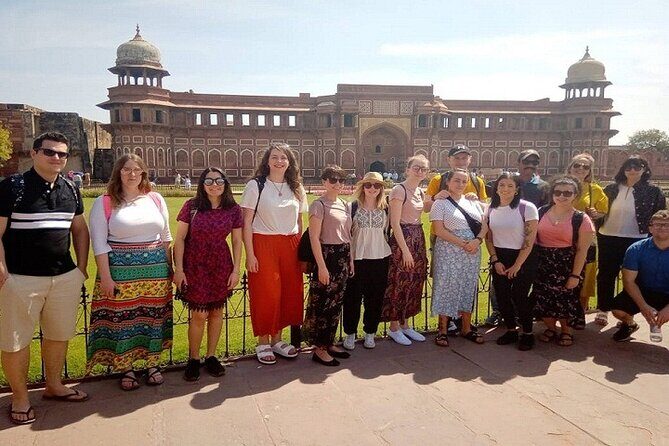 Sameday Taj Mahal Tour From Delhi With Lunch at 5 Star Hotel - Key Points