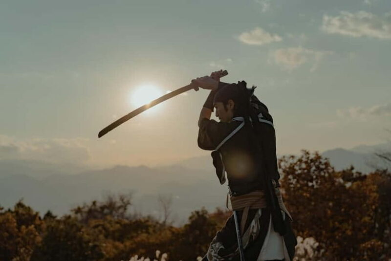 Samurai Swordsmanship and Sound Meditation in nature - Exploring the Heart of the Experience