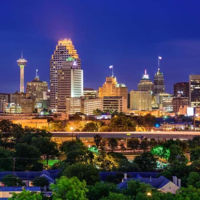 San Antonio: City Lights Night Tour by Trolley - A Closer Look at the San Antonio City Lights Night Tour
