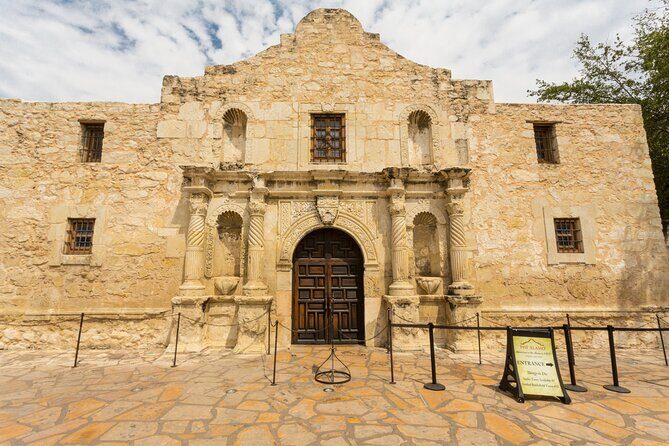 San Antonio River Walk Self-Guided Walking Audio Tour - Key Points