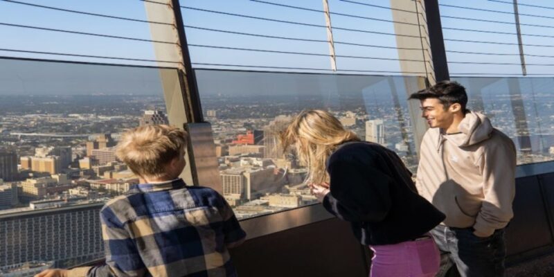 San Antonio Walking Tour with Cruise and Tower of Americas - Key Points