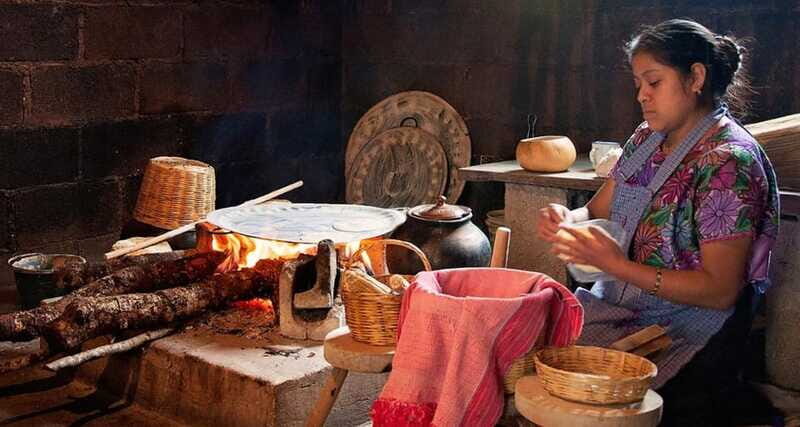 San Cristóbal: Indigenous Communities&CityTour English Guide - Zinacantán: Textile Art and Culture