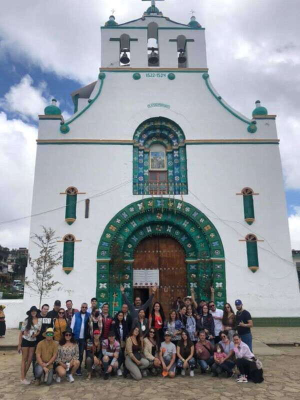 San Cristóbal: Private San Juan Chamula and Zinacantan Tour - Why This Tour Works Well