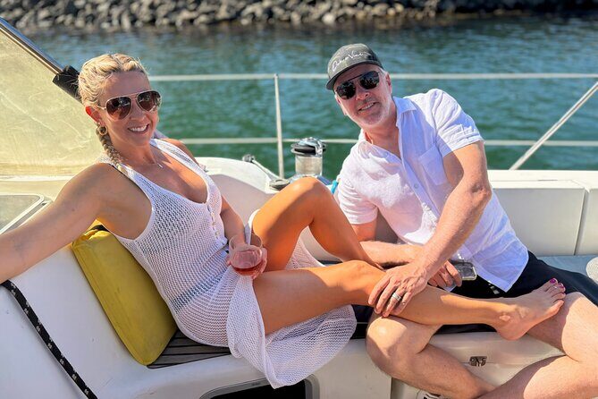 San Diego Classic Sail Charter Private 3-Hour Experience - Onboard Comfort and Photography