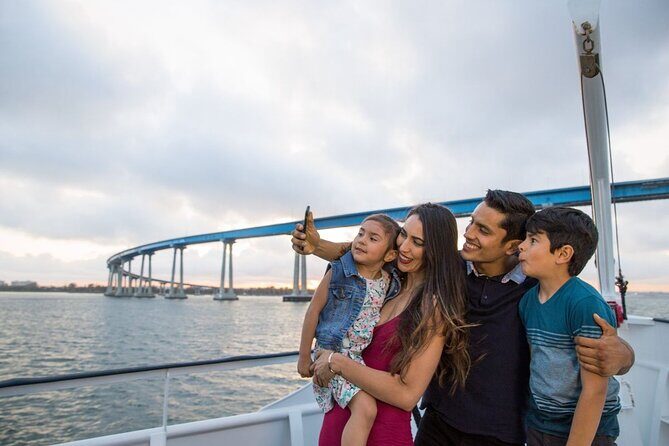 San Diego Dinner Cruise: Gourmet Meal & Starlit Skyline Views - Key Points