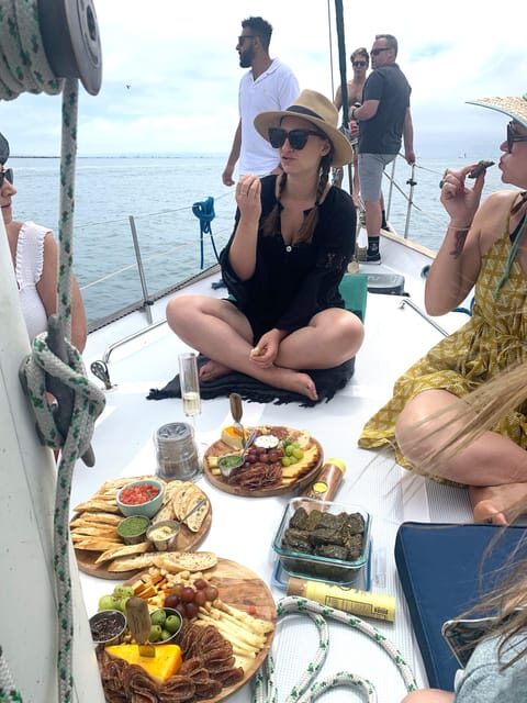 San Diego: Private Sailing Cruise with Optional Extras - FAQ