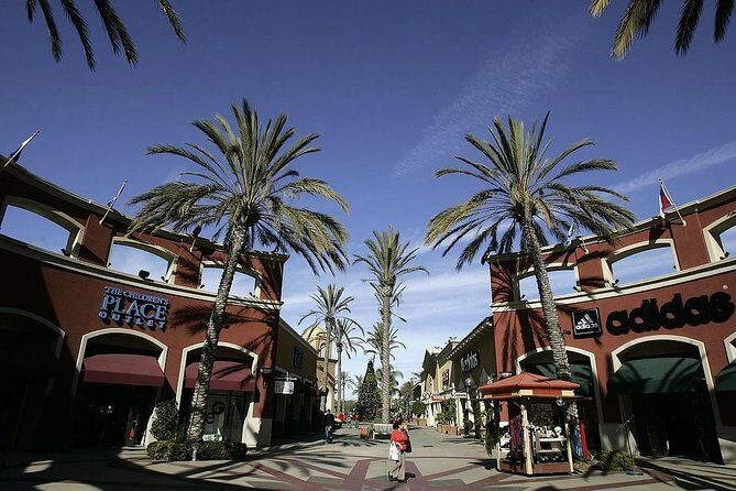 San Diego Shopping Tour to Las Amercias Outlet - A Detailed Look at the Experience