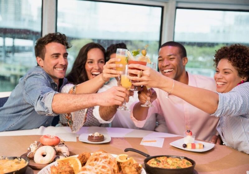 San Diego: Thanksgiving Day Buffet Brunch or Dinner Cruise - An Authentic Thanksgiving on the Water