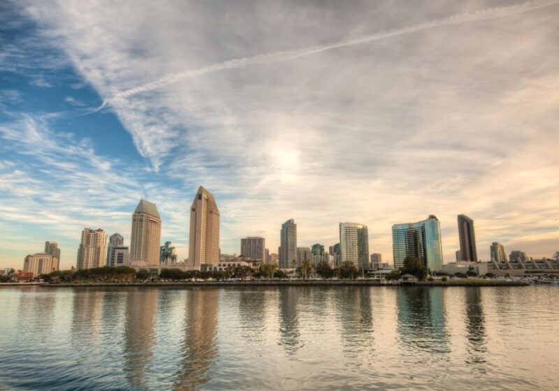 San Diego: Thanksgiving Day Buffet Brunch or Dinner Cruise - FAQ
