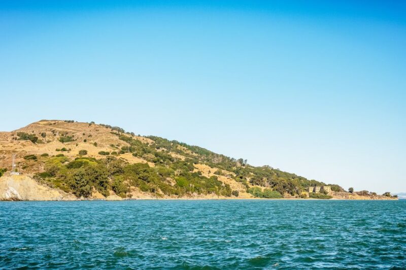 San Francisco: Bay Sailing Tour with Drinks - FAQ