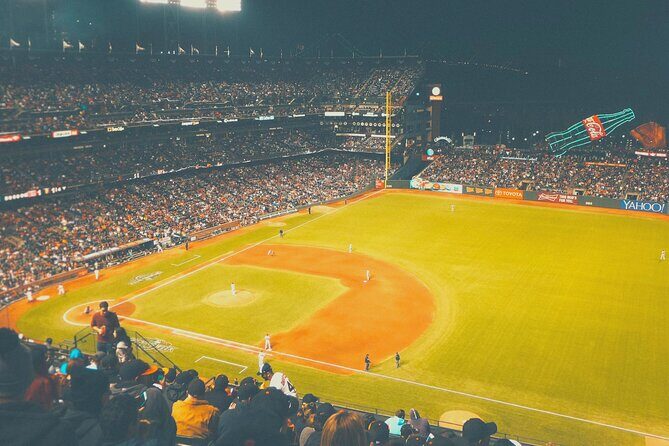 San Francisco Giants Baseball Game at Oracle Park - Practical Details and Tips