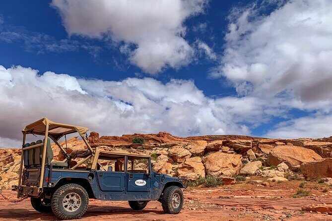 San Juan River and Hummer Cliff Dwelling Expedition - Transportation, Group Size, and Practical Details