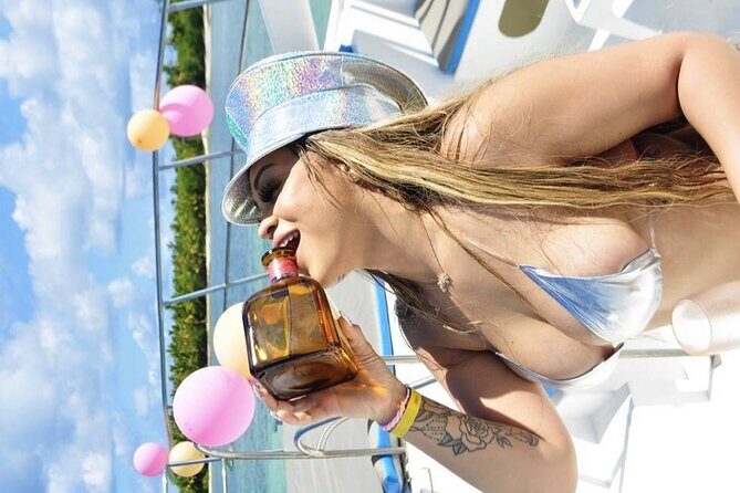 Sand-Bar Punta Cana Party Boat unlimited drinks, snorkeling Vibes - Who Will Love This Tour?