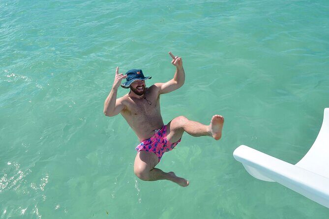 Sand-Bar Punta Cana Party Boat unlimited drinks, snorkeling Vibes - FAQ