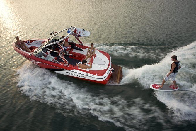 Sand Hollow Boat Rentals - Quail Creek Wake Boat Rentals - The Water and the Surroundings: A Visual Treat