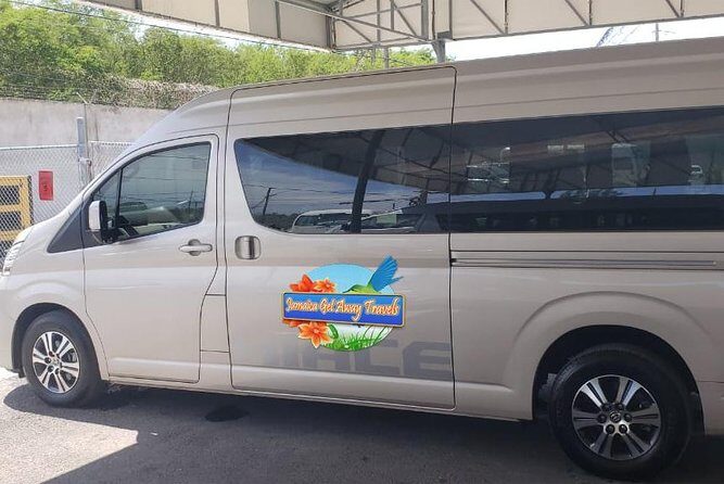 Sandals South Coast Private Transfers from Montego Bay Airport - Flexibility with One-Way or Round-Trip