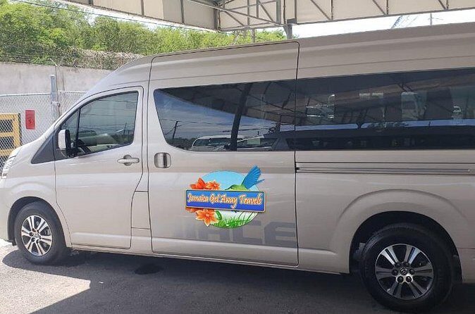 Sandals South Coast Private Transfers from Montego Bay Airport - Timing and Vehicle Comfort