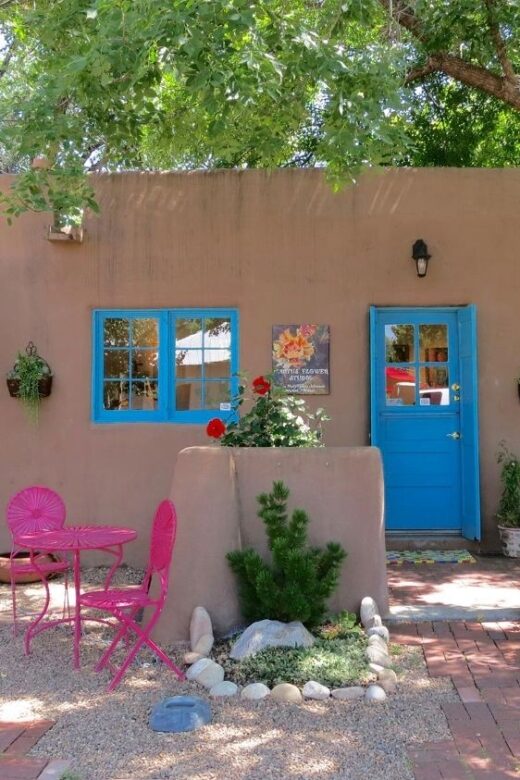 Santa Fe: Canyon Road Art & History Walking Tour - Why This Tour Works Well