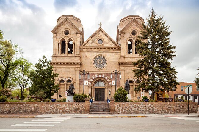 Santa Fe Historic Downtown Smart Phone Audio App Self Guided GPS Walking Tour - Who Will Love This Tour?