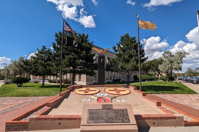 Santa Fe Scavenger Hunt Walking Tour and Game - A Closer Look at the Santa Fe Scavenger Hunt Experience
