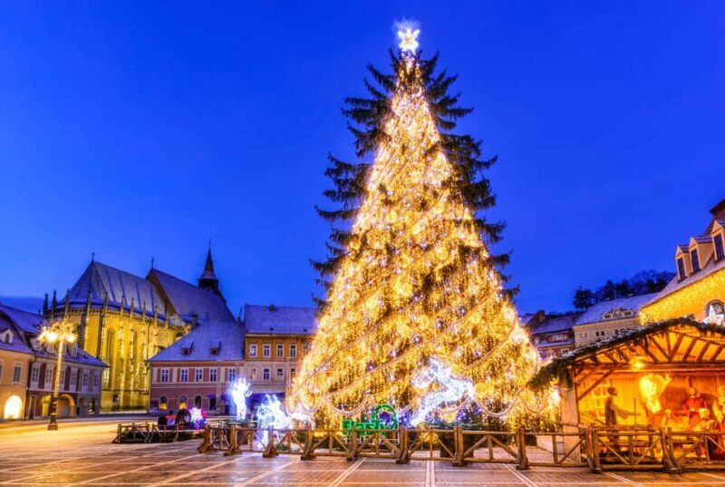 Santa Fes Private Enchanted Christmas Stroll - Key Points