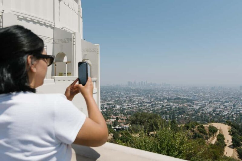Santa Monica: Best of LA Tour with 3 Iconic Stops - The Guide and Overall Experience