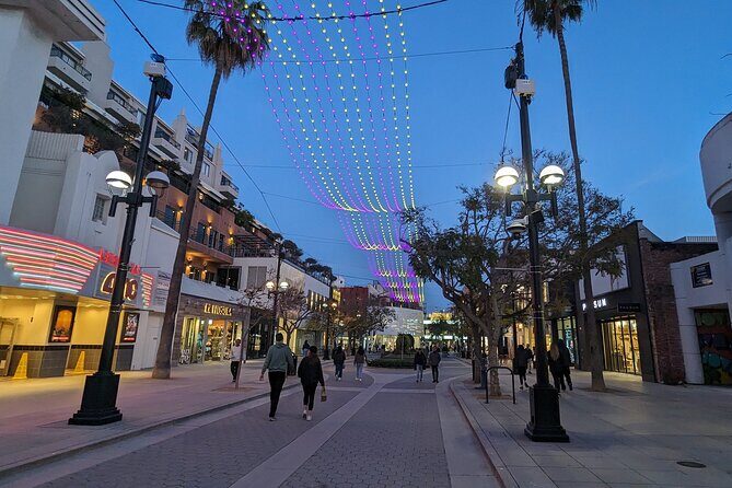 Santa Monica Scavenger Hunt Walking Tour and Game - An Overview of the Santa Monica Scavenger Hunt