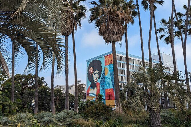 Santa Monica Scavenger Hunt Walking Tour and Game - Authenticity and Value