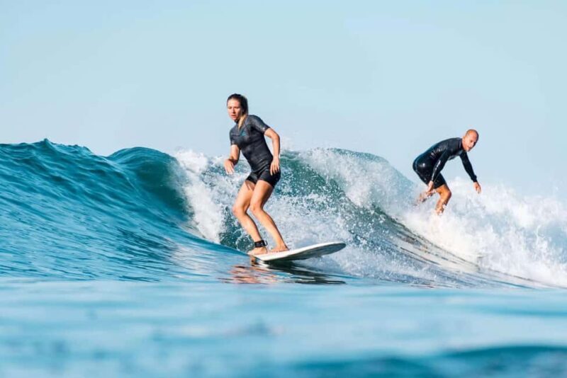 Santa Monica: Surfing Equipment Rental - Key Points