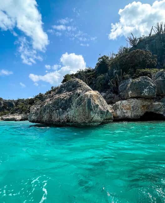 Santo Domingo: Bahia de las Aguilas VIP Paradise 2 Days All-Inclusive - The Journey Begins: Santo Domingo to Pedernales