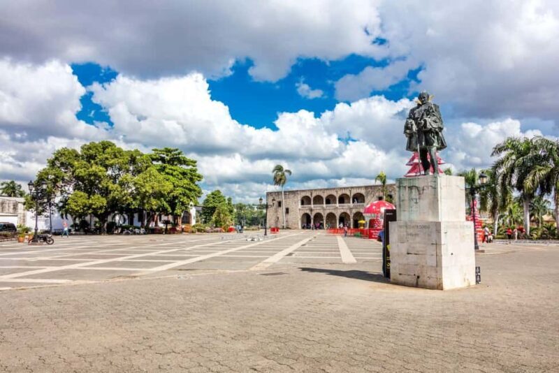 Santo Domingo Colonial City Tour Full Day with Lunch - Transportation and Group Dynamics