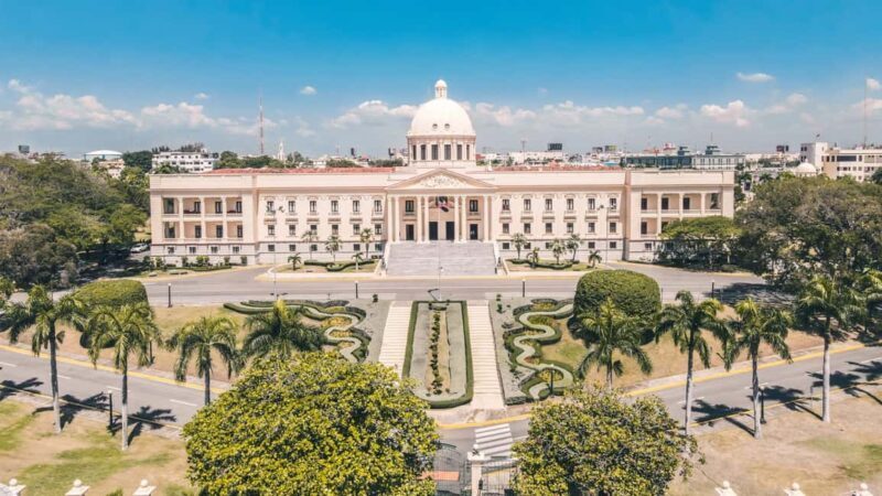 Santo Domingo: Colonial Zone, 3 Eyes, Cave Cable Car Tour - Starting with Los Tres Ojos Cave