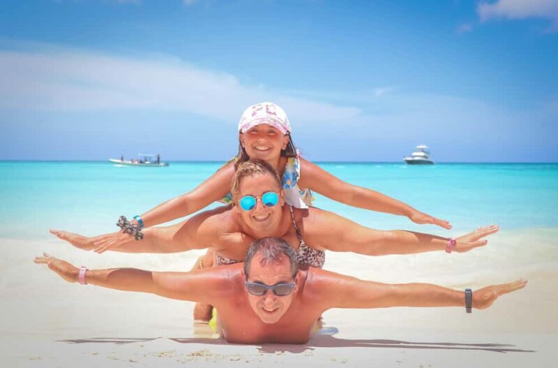 Santo Domingo: Saona Island Cataraman Food And Drink - What makes this tour special?